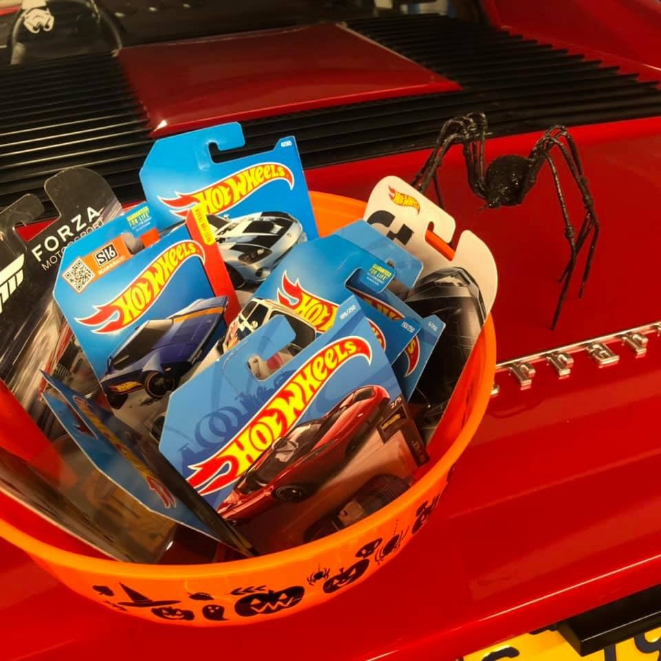 Langer's Fun Center Costume Contest and Trunk-Or-Treat Day flyer